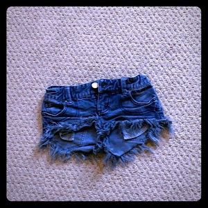 Billabong shorts size 8